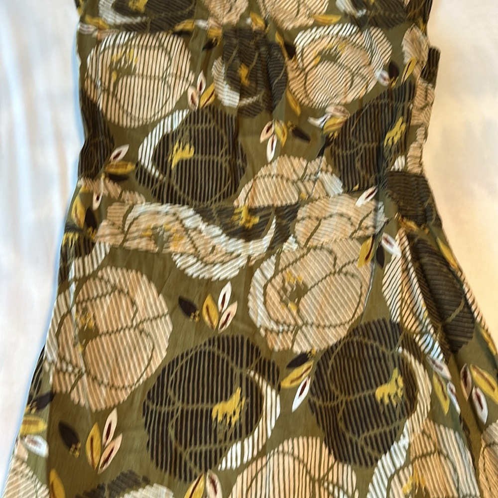 H&M Olive and Beige Wrap Dress Size 4 - Picture 7 of 8